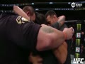 UFC215 Ḧٿƣ޷Ŭ˹ȡʤ