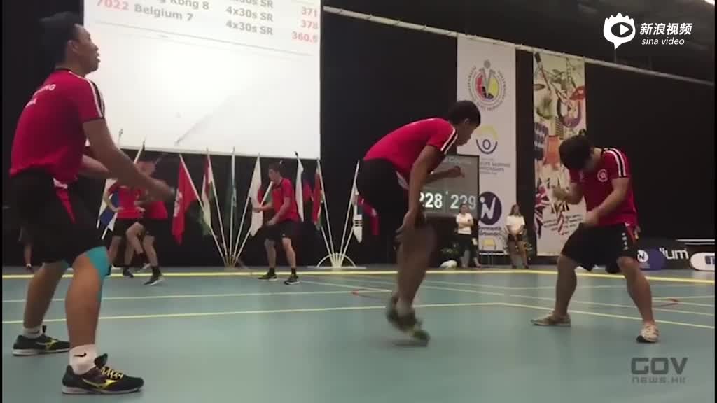 中国香港跳绳队打破世界纪录 速度堪比电动马达