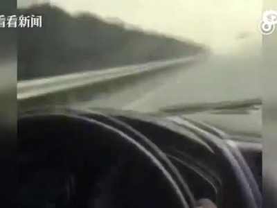 奥迪R8飙车时速320码 自拍视频成了临终遗言-看看新闻Knews的秒拍