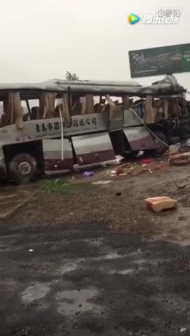 围场县半截塔镇发生重大交通事故
