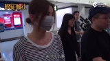 视频：蔡卓妍与阔少男友蜜游日本后返港 眼角爱意藏不住