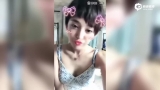 视频：娜扎再剪短发美上热搜 不规则刘海显俏皮
