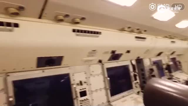 飞行员带你参观澳大利亚e-7a"楔尾"预警机内部