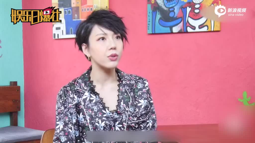 视频:吴莫愁发文怒怼女歌手背后捅刀子还称对方很假
