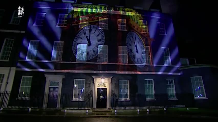视频：英国正式脱欧 首相官邸播放倒计时投影