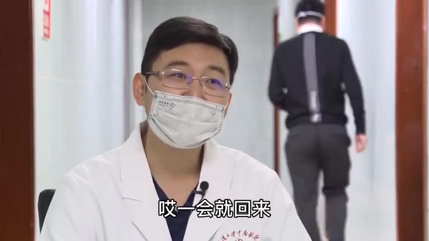 视频-武汉感染医生痊愈后重返抗疫一线