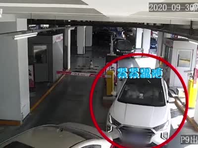 上海一男子停车场闯卡逃费29次，省了580元进了监房