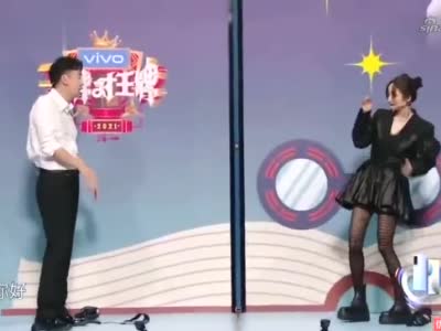 王牌对王牌:杨幂看懵了,雷佳音表演死鸭子嘴硬,华晨宇笑疯了