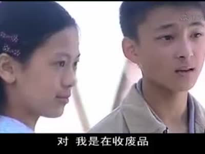 女人不哭:子君收废品被青梅竹马认出来,子君感觉自尊