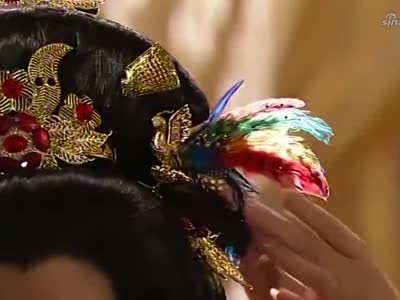 宫心计:太后炫耀金钗,谁知下一秒凤凰泣血,这下宫女要