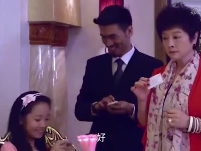 婚姻料理:汤姆经理因为一个行为,遭到姥姥嫌弃,太难了