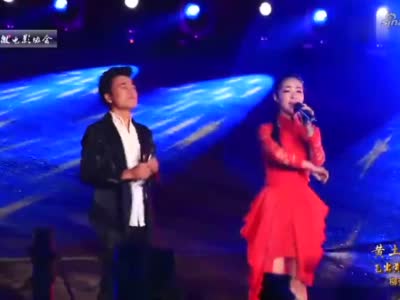 王小妮助力柳强强陕北民歌音乐会