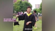 【紫牛头条】​大学毕业后患渐冻症，小伙靠两根手指写了本小说，父母看后泪流满面