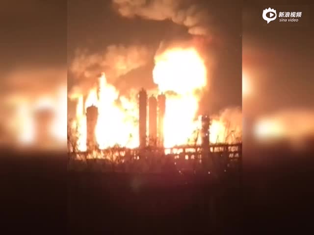 古雷PX项目再次爆炸 现场黑夜照成白昼