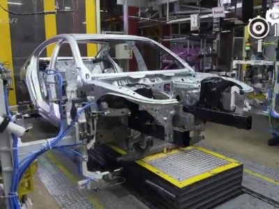 宝马7系生产全过程记录，原来豪车是这样造出来的，涨姿势了