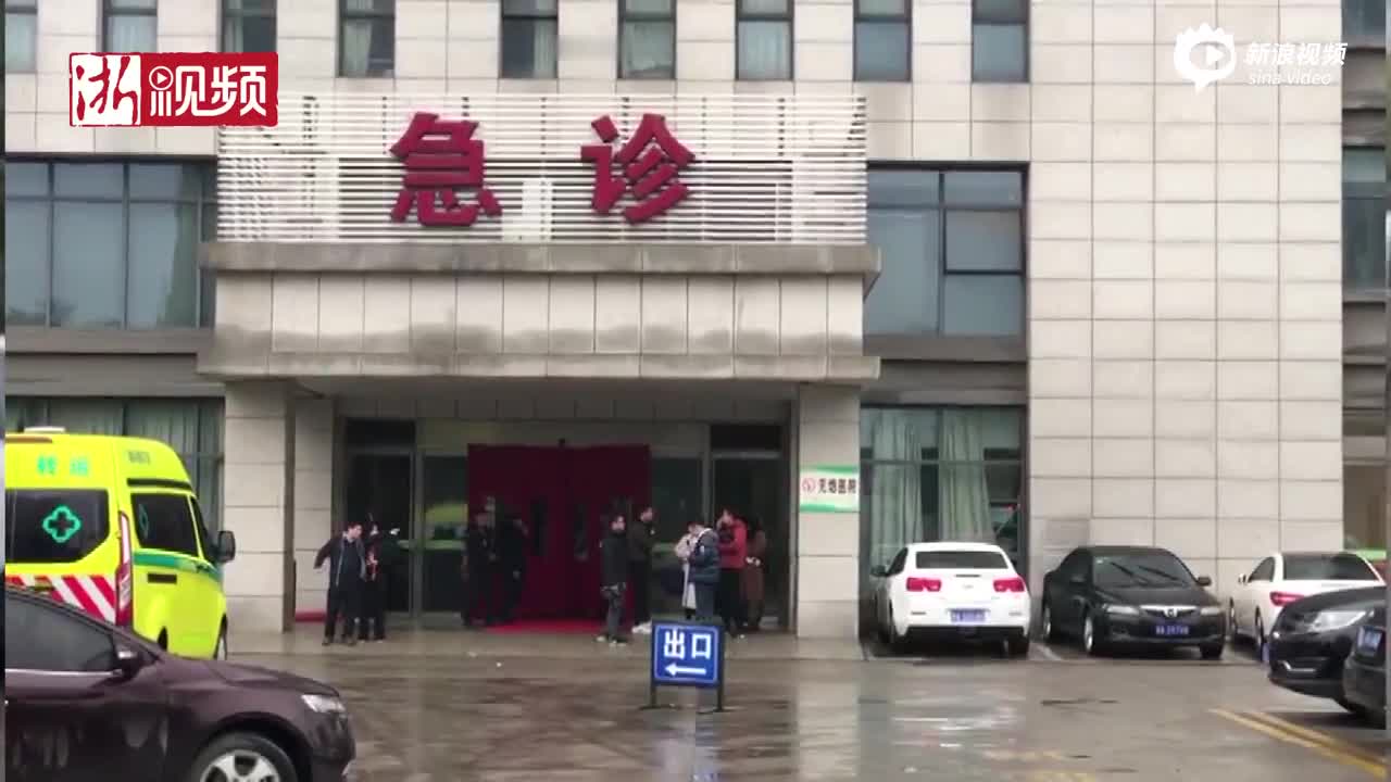 视频-杭州市区一路段出现不明原因刺激性气味 多人