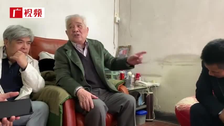 视频|广州的哥十几年照顾空巢老人 送医看病情同家