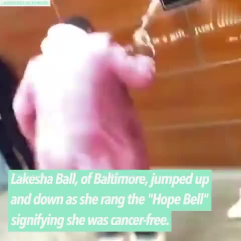 视频-女子得知癌症治愈 手舞足蹈猛摇“希望之铃”