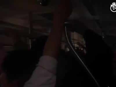 武汉地铁2号线突发故障 困在过江隧道20分钟(视频)