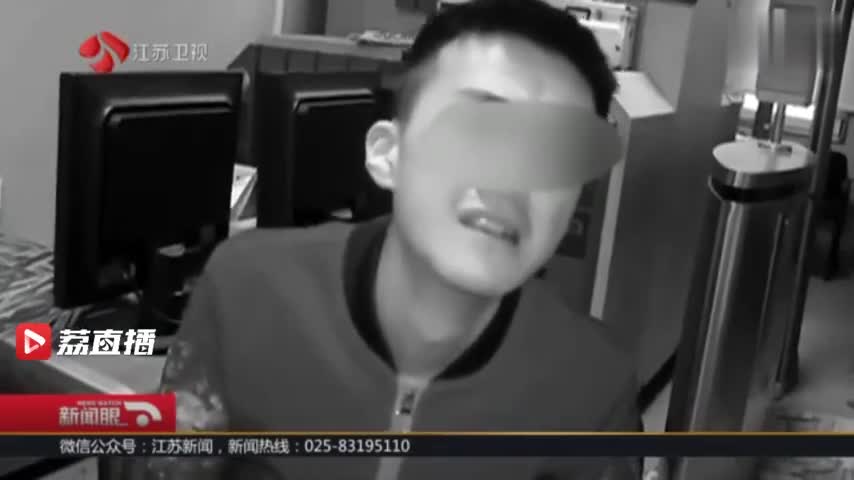 视频：小偷被抓后秒变“戏精” 对着民警撒娇“要找