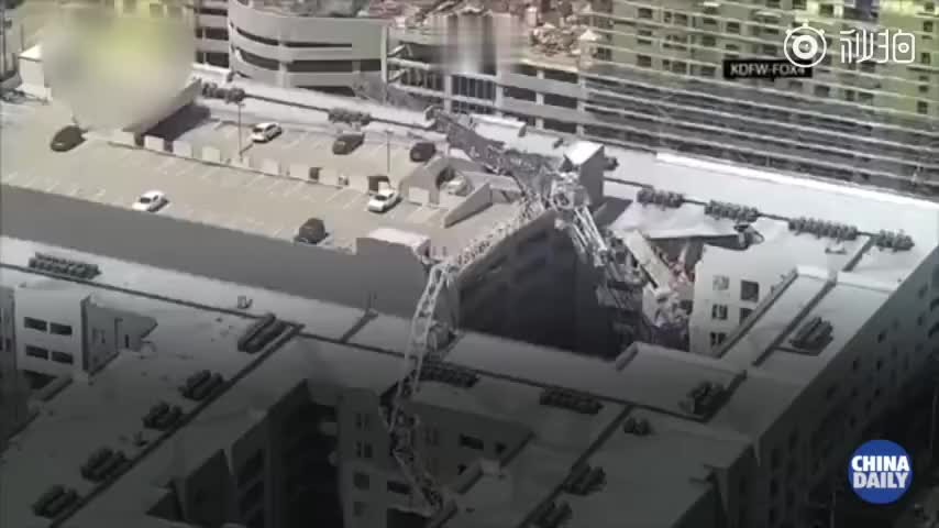 视频-美国达拉斯市起重机倒塌砸中公寓楼 致1死6