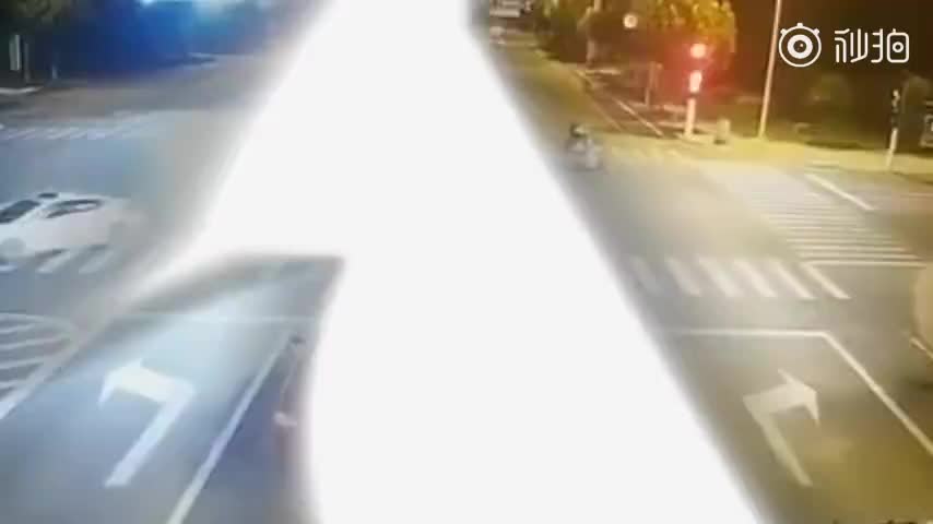 视频：玛莎拉蒂女司机醉驾 将宝马撞烧成火球致2死