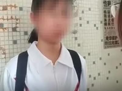 广东潮州一女生被多人扇耳光 警方已对打人学生批评教育