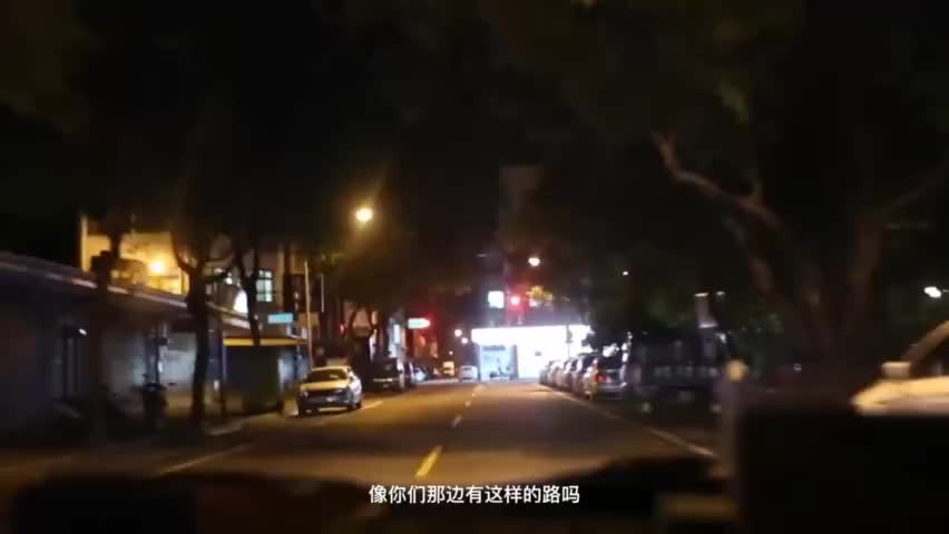 视频-重庆小哥去台湾旅游被司机问：你们很少盖大楼
