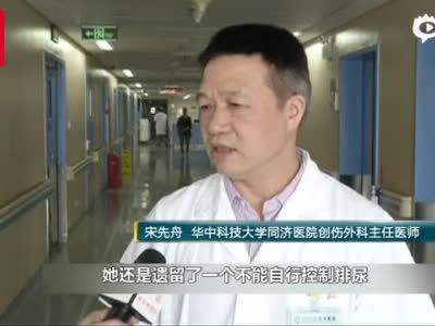 最担心的事还是发生了！孩子从学校双层床摔成病危！“伤人床”行业内幕曝光！