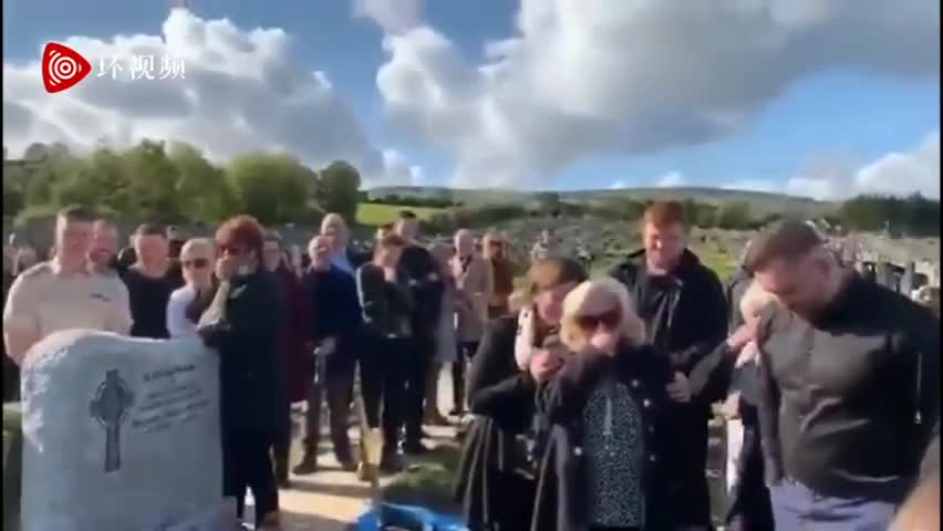 视频-爱尔兰男子给自己葬礼提前准备了一段录音 亲