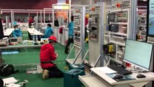 第一届全国技能大赛现场：电工项目竞争激烈 32个代表团同台比拼